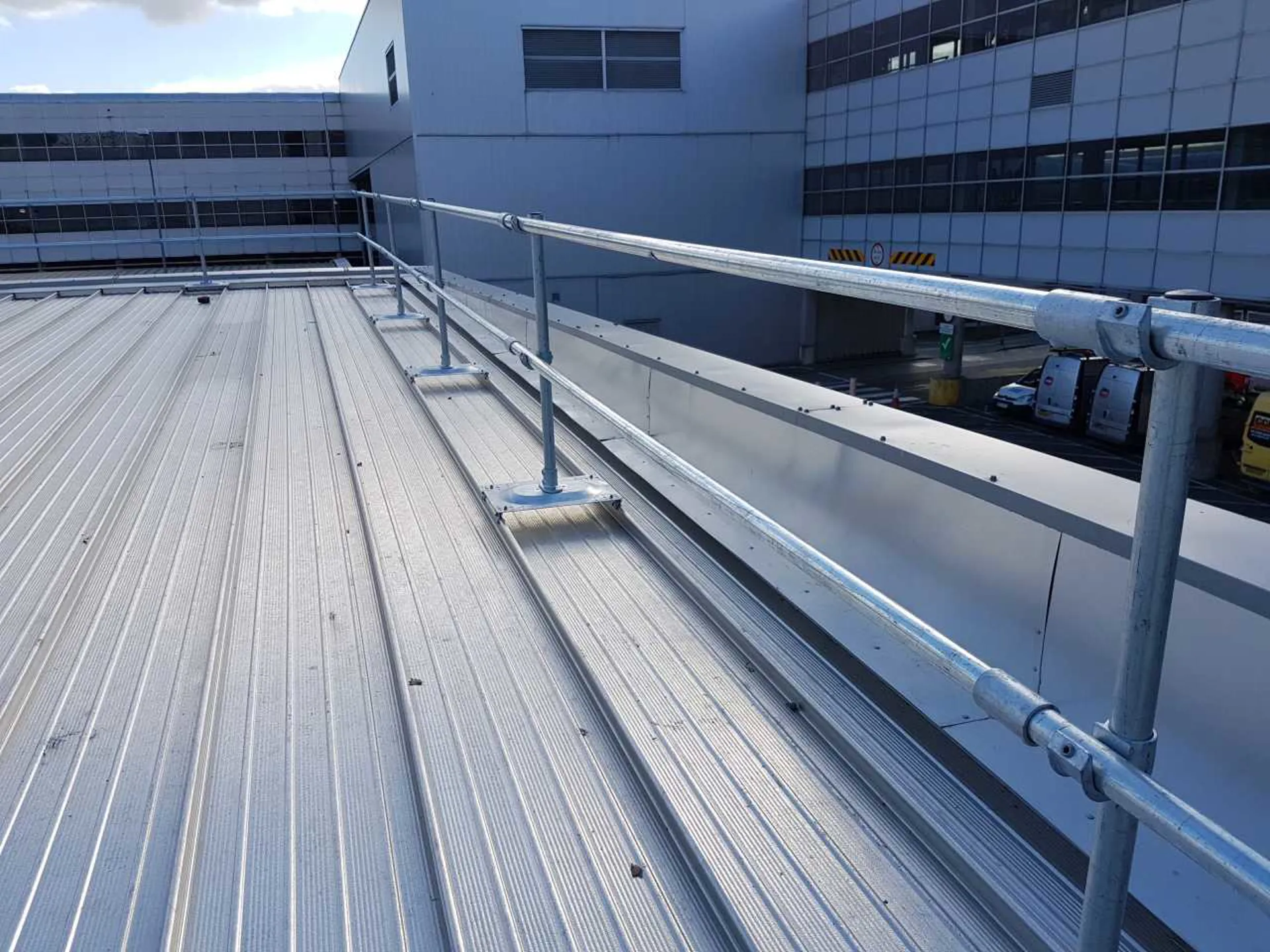 Kee Guard® Roof Top Guardrails - Kee Safety