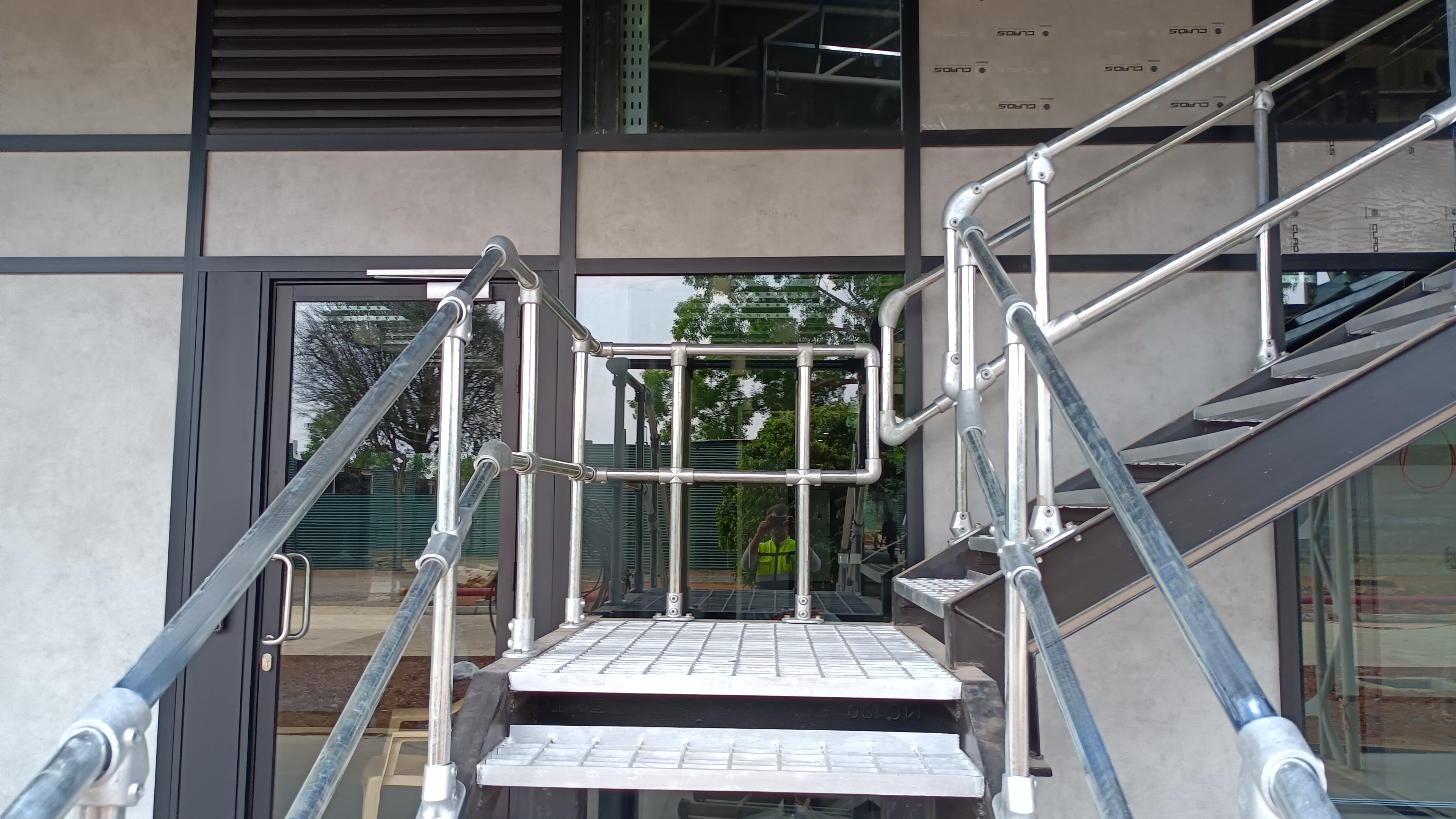 Kee Klamp Galvanised Railings System