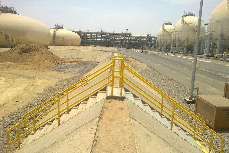 Railings For Petro Chemical Plants