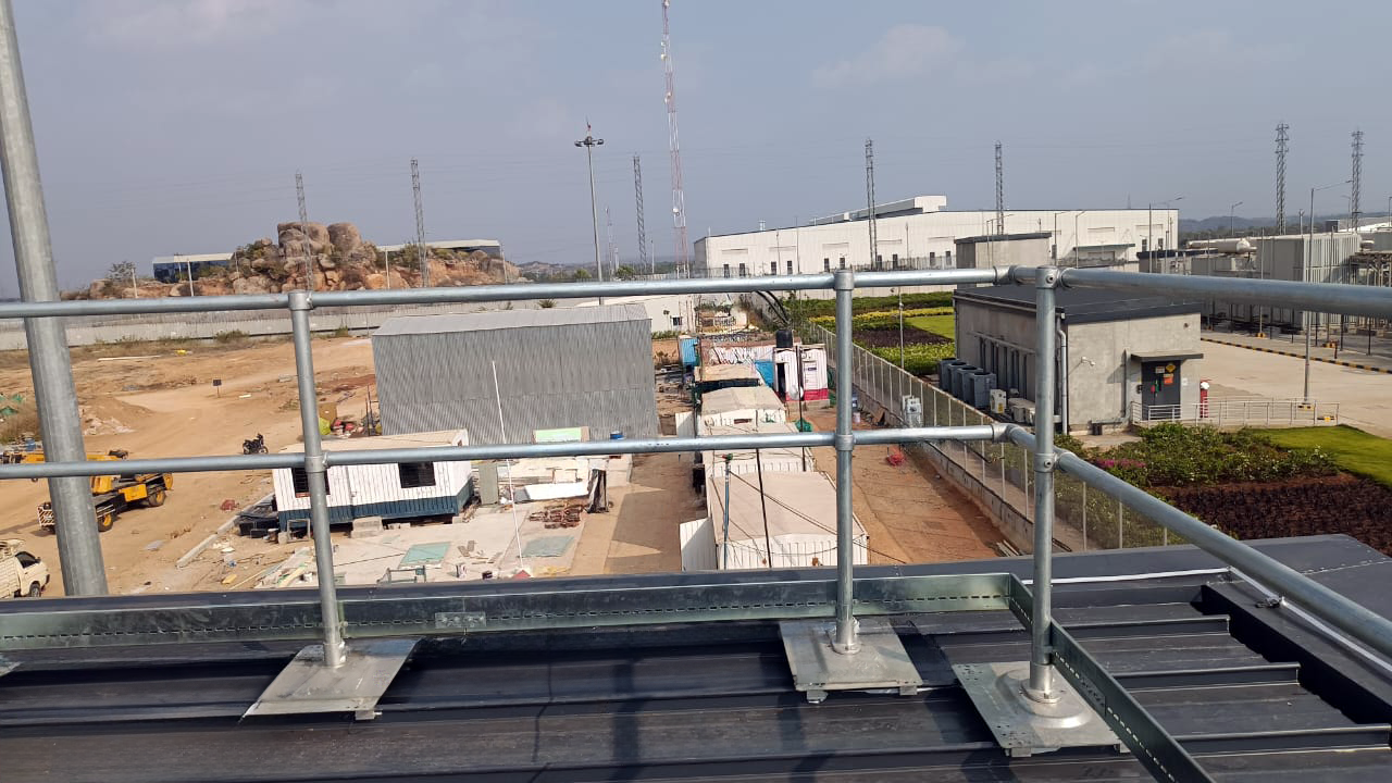 Kee Guard Data Center Roof Guardrails 